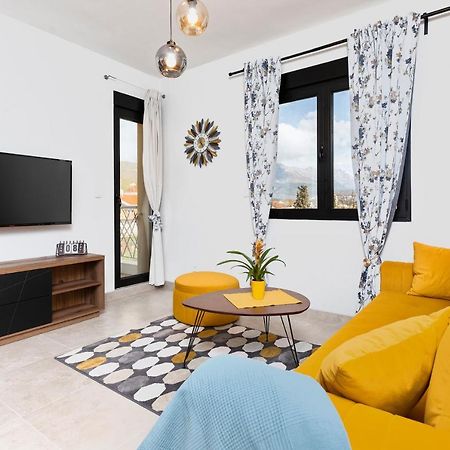 Ell Star Apartment Τίβατ Εξωτερικό φωτογραφία