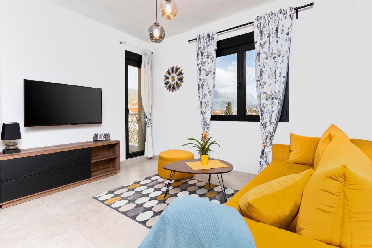 Ell Star Apartment Τίβατ Εξωτερικό φωτογραφία