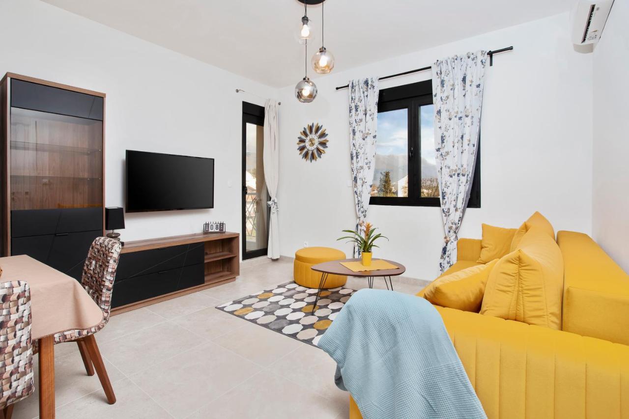 Ell Star Apartment Τίβατ Εξωτερικό φωτογραφία